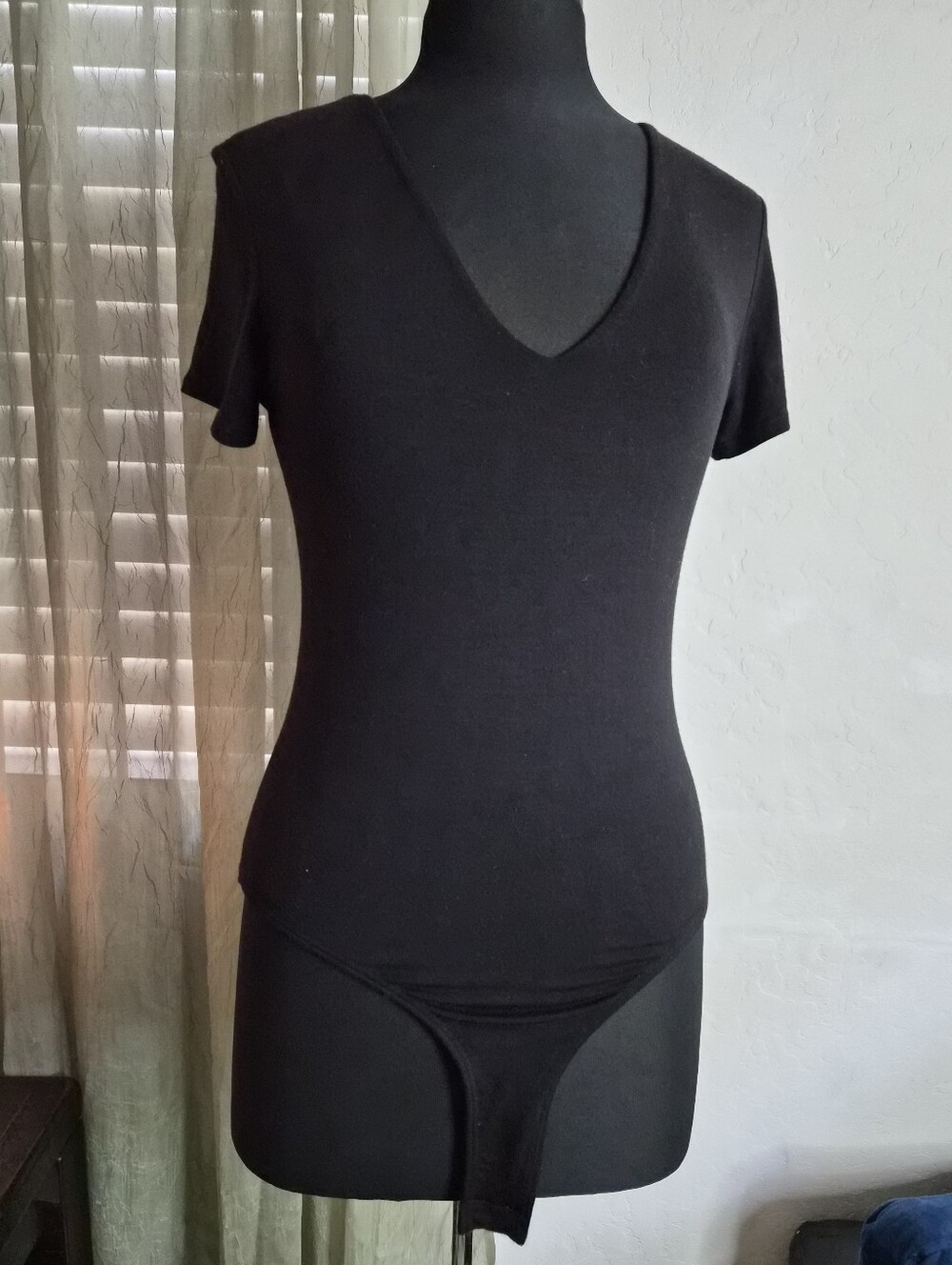 EUC Classic Black V-Neck Bodysuit #406